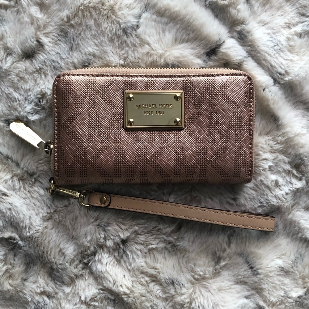 Michael Kors Cell Phone Clutch